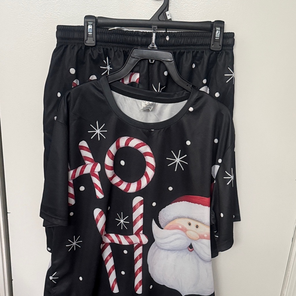 SHEIN Black Santa Pajama Set